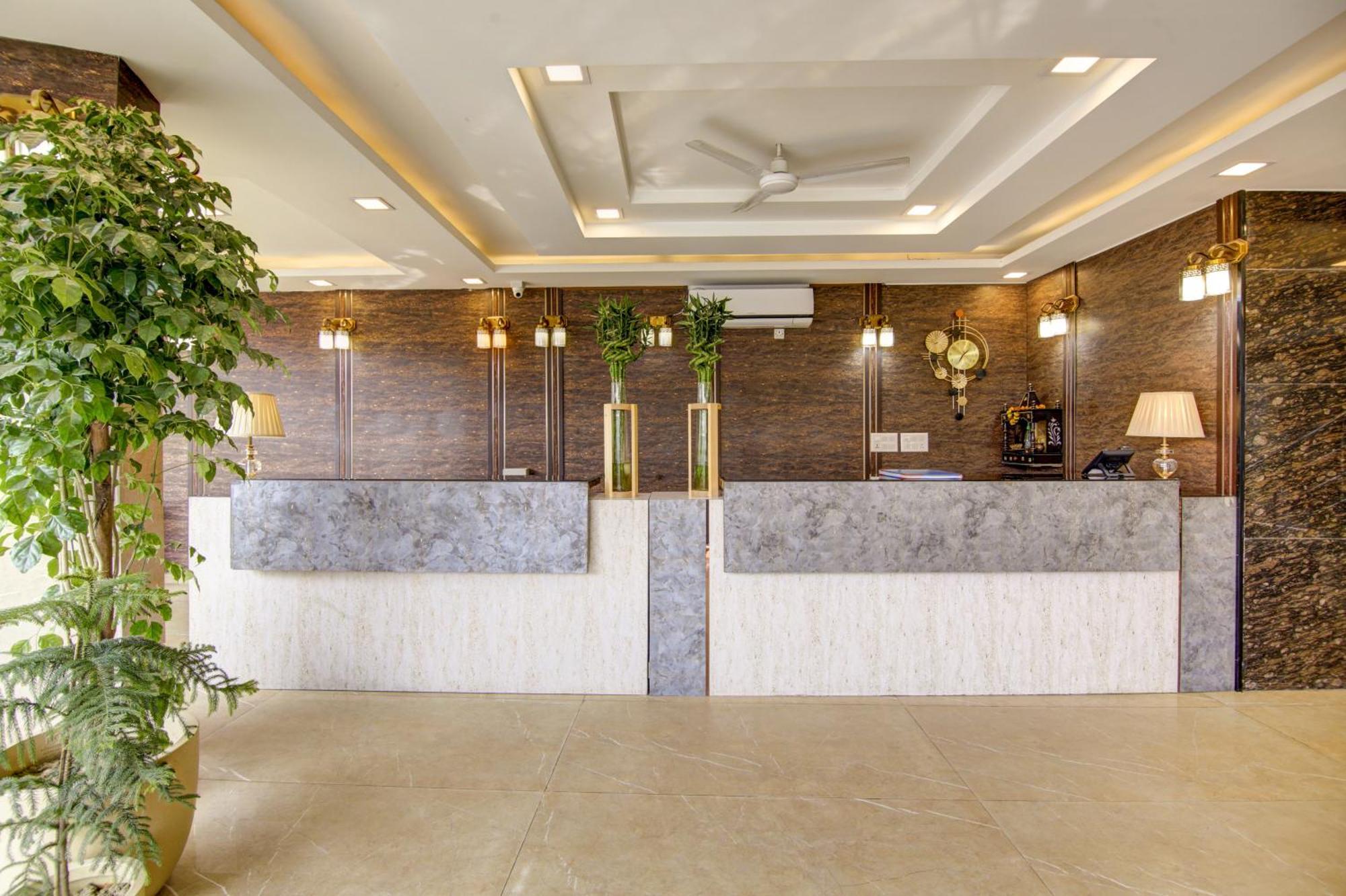 Prithvi-raj Near Delhi Airport 3*