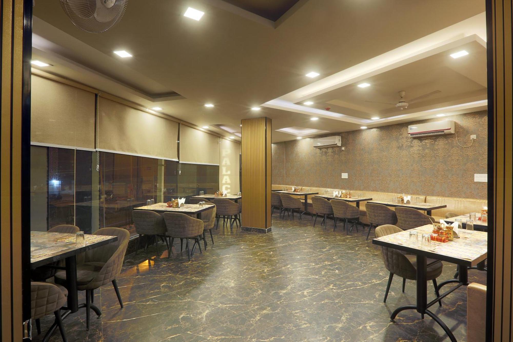 Prithvi-raj Near Delhi Airport Hotel 3*