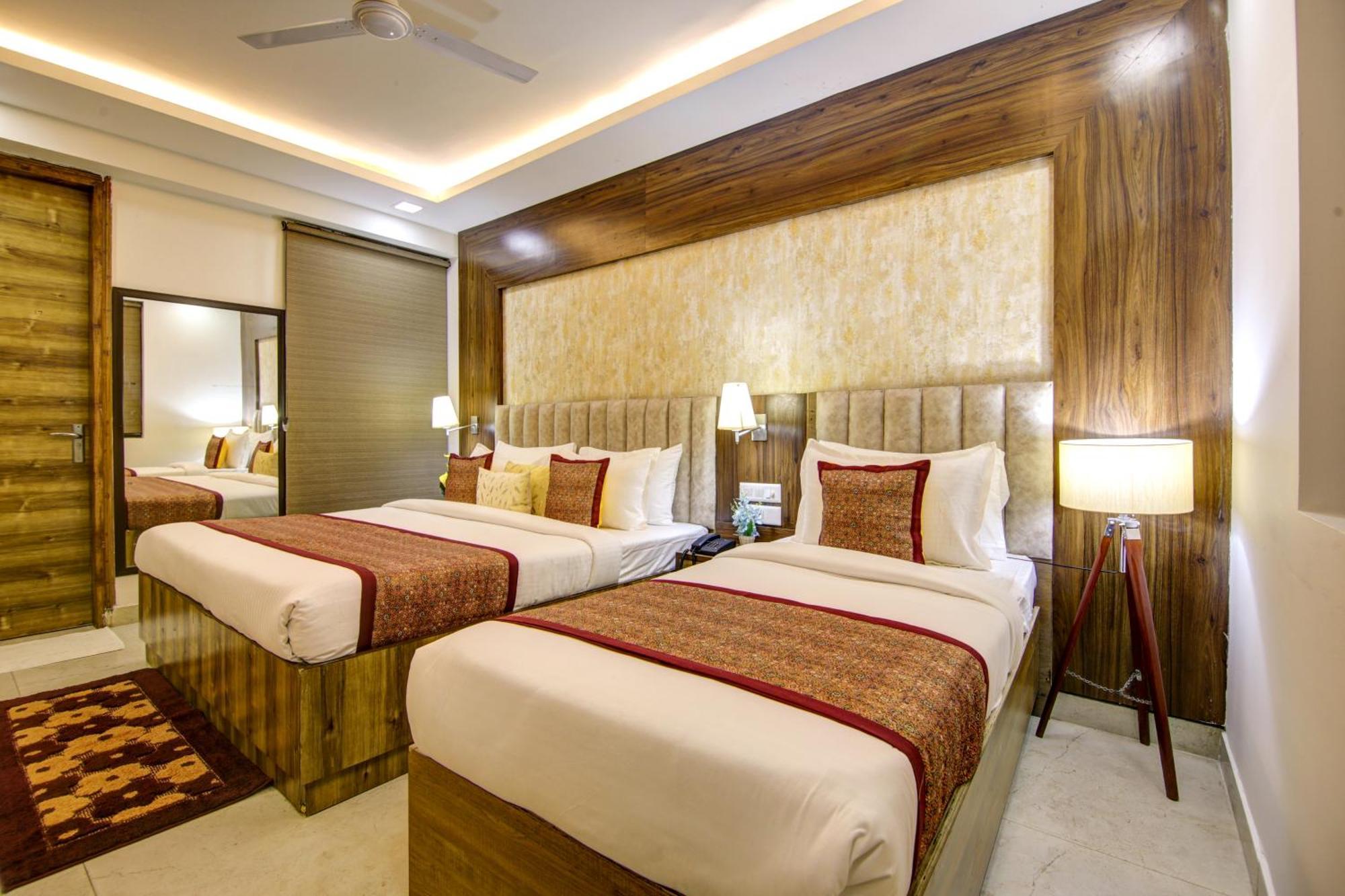 Prithvi-raj Near Delhi Airport Hotel New Delhi