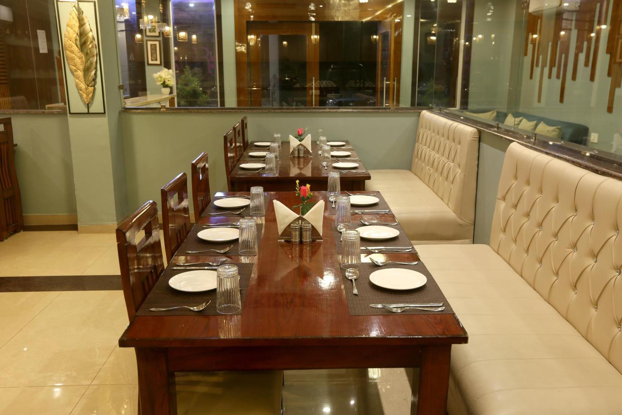 Prithvi-raj Near Delhi Airport 3*