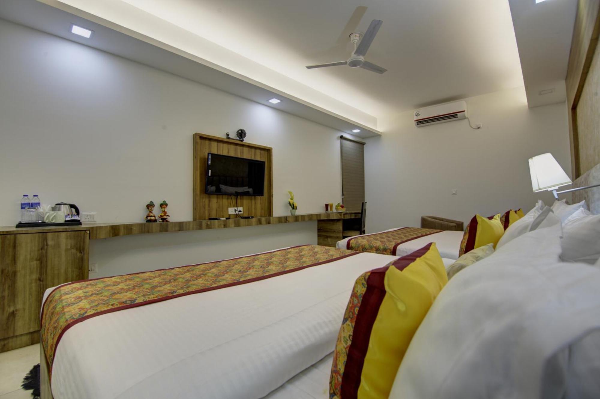Hotel Prithvi-raj Near Delhi Airport New Delhi