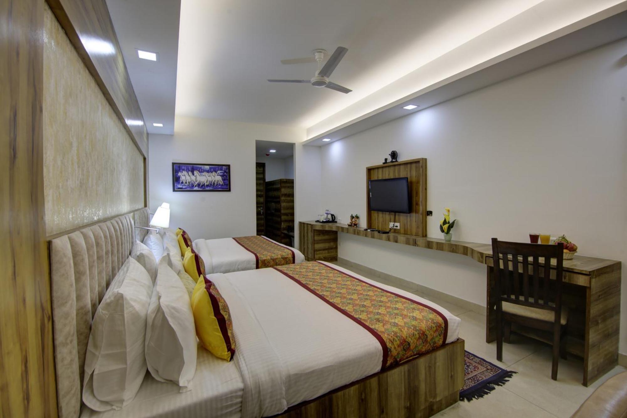 Hotel Prithvi-raj Near Delhi Airport