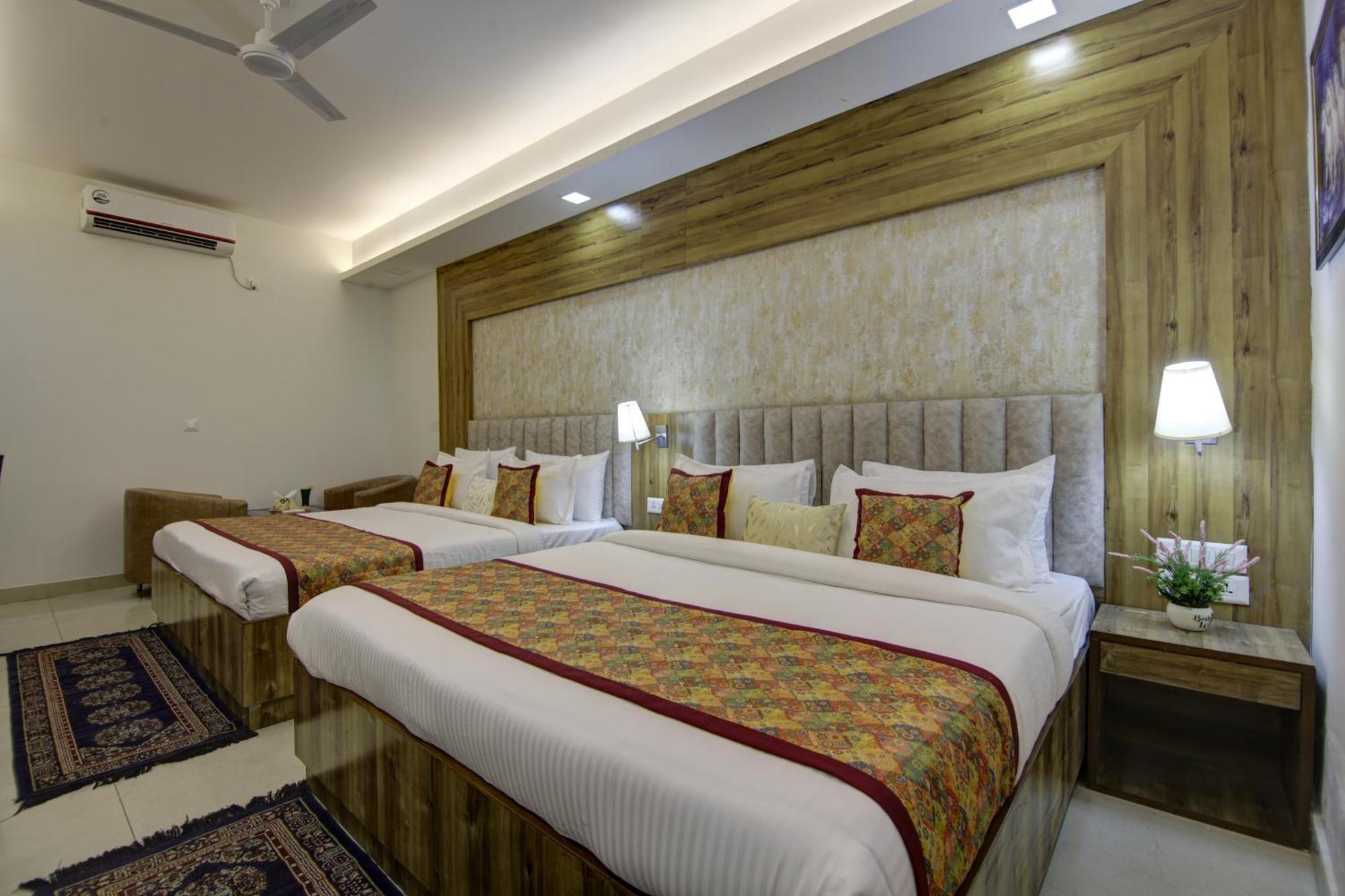 Prithvi-raj Near Delhi Airport Hotel